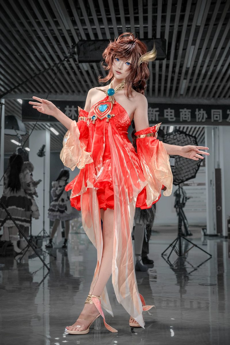 漫展场照 · 全身构图